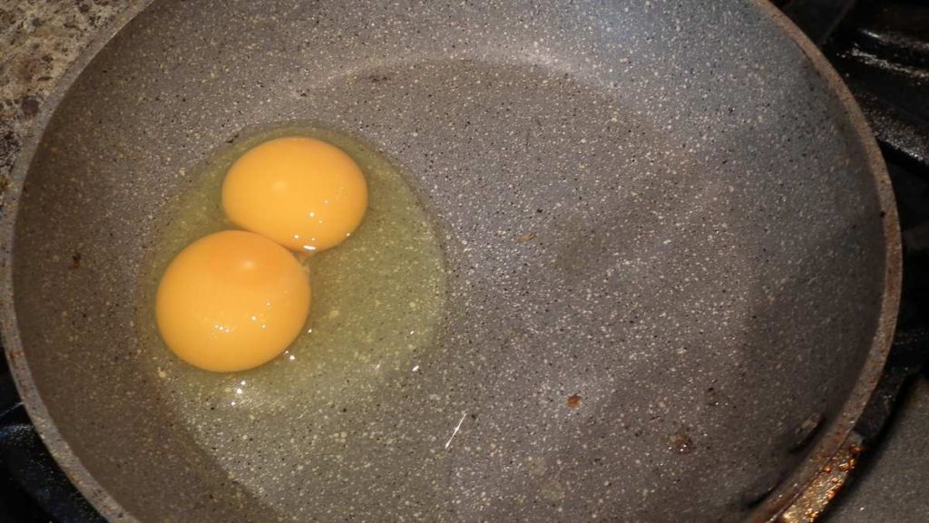 double yolk egg